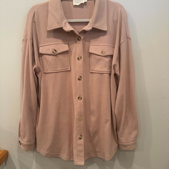 Women’s Shacket Light Pink Cozy Soft Fall Layer Neutral Staple Versatile Size M - Picture 9 of 9